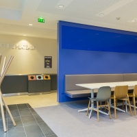 EVERGREEN à Montrouge:L'espace restaurant du MISTRAL